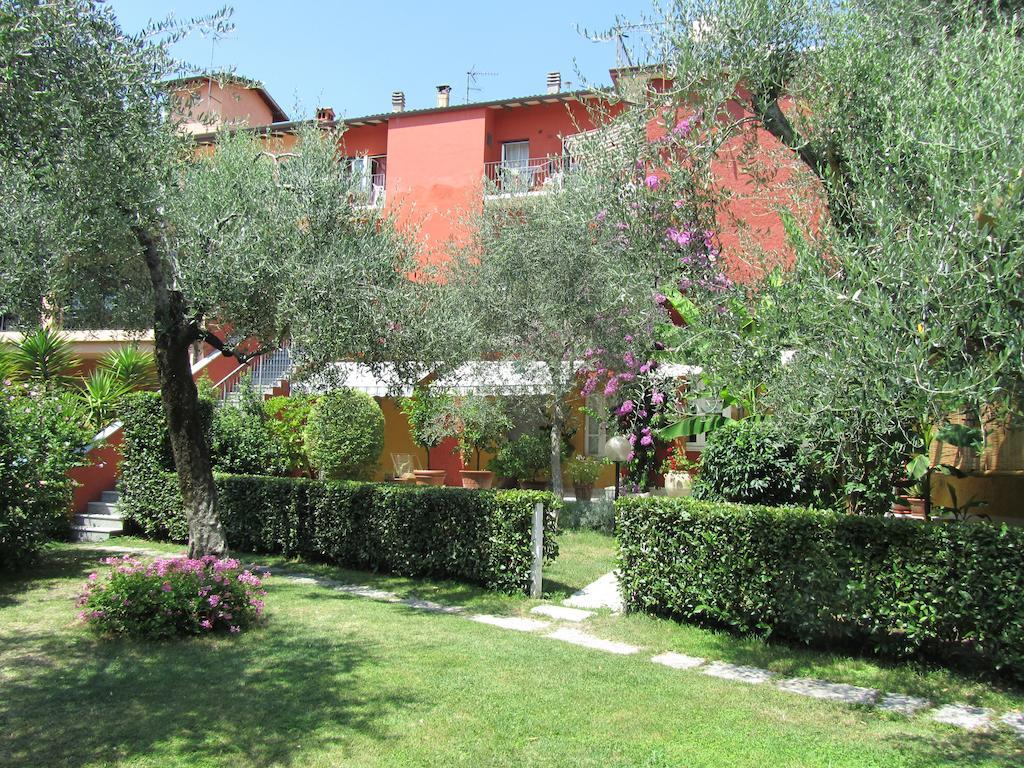 Borgo Antico Apartments Toscolano Maderno Exterior photo