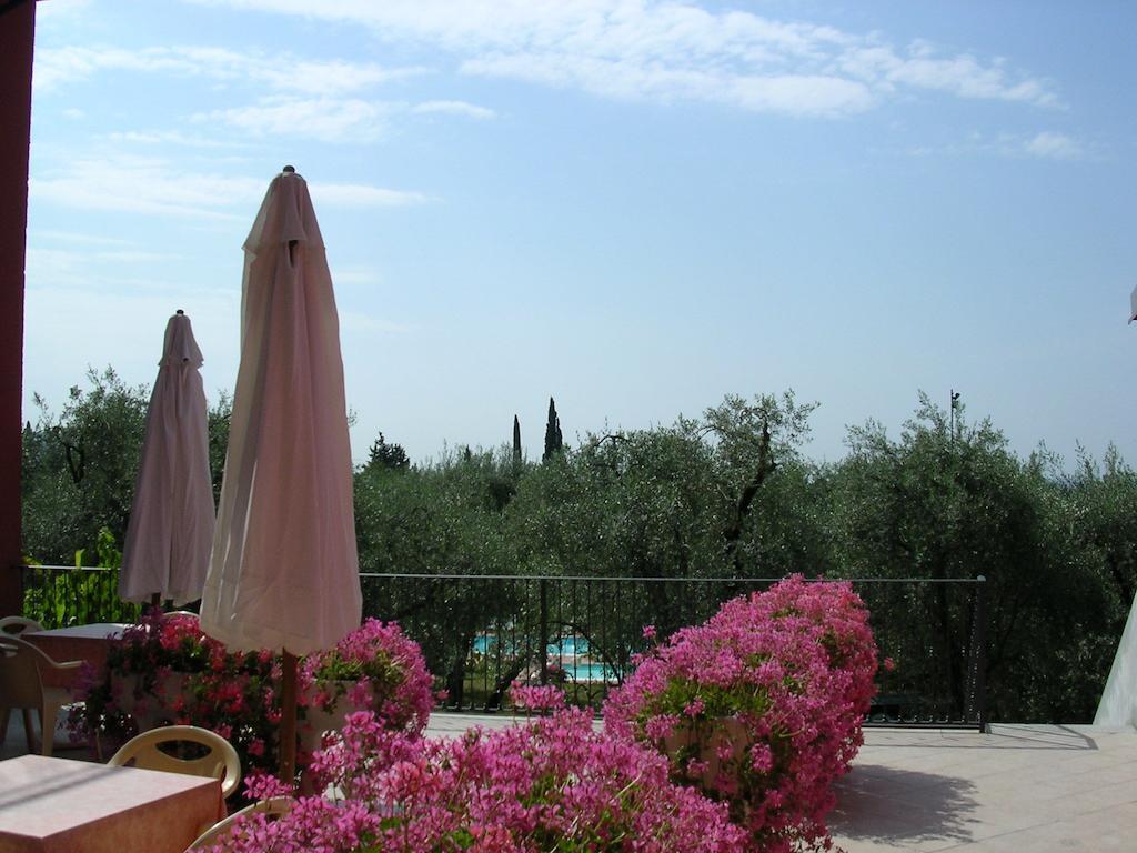 Borgo Antico Apartments Toscolano Maderno Exterior photo