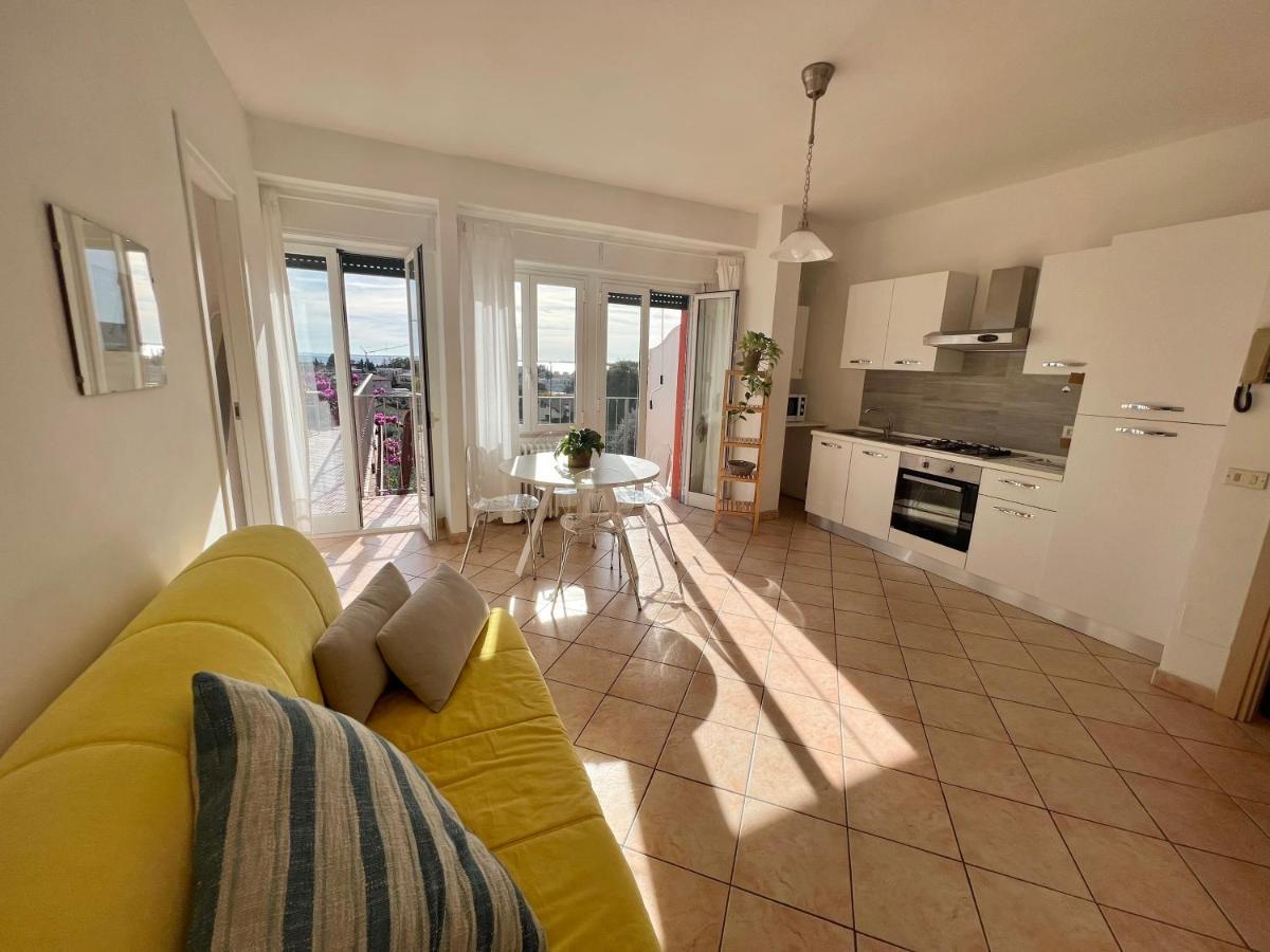 Borgo Antico Apartments Toscolano Maderno Exterior photo