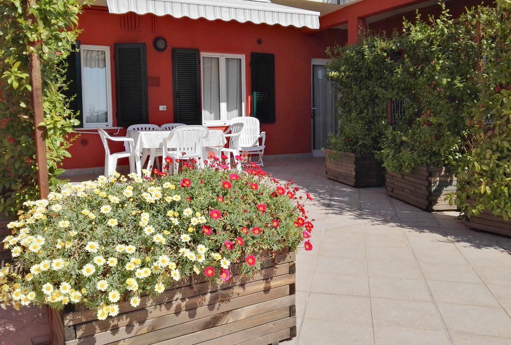 Borgo Antico Apartments Toscolano Maderno Exterior photo